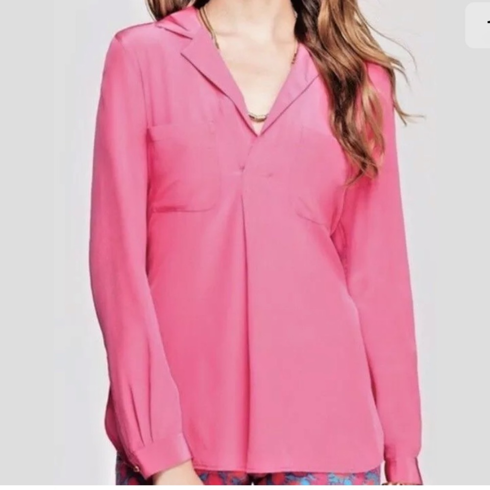 Lilly Pulitzer Silk V neck pink Boston top medium